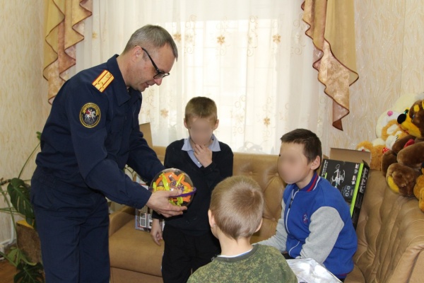 Била кочергой, связывала и унижала: горе-мать из Ленинского района ответит за многочисленные побои ребёнка