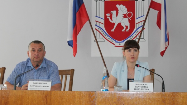 Екатерина Юровских провела совещание с главами городского и сельских поселений по подготовке к голосованию по поправкам в Конституцию Российской Федерации