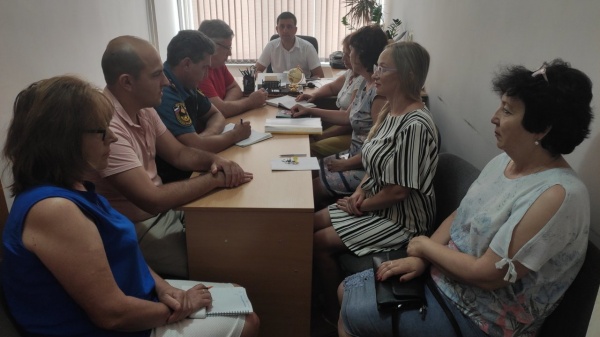 Заместитель Главы Администрации Амет Абильвапов провел заседание межведомственной комиссии по организации оздоровления и отдыха детей