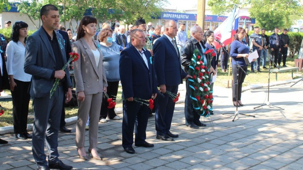 В посёлке Ленино почтили память жертв депортации народов из Крыма