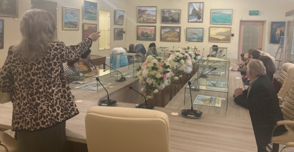 ​Выставка «Прогулки с этюдником»