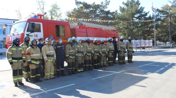 В здании Администрации Ленинского района Республики Крым были проведены пожарно-тактические учения