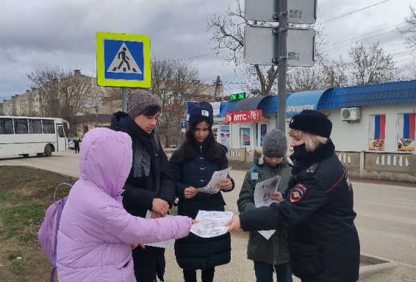 ​Госавтоинспекция Ленинского района проводит комплекс мероприятий  «Пешеход. Пешеходный переход!»