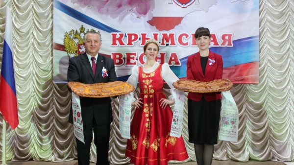В Ленинском районе состоялось торжественное собрание, посвященное 8-й годовщине Общекрымского референдума 2014 года и воссоединения Крыма с Россией