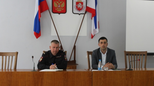 Заместитель Главы Администрации Ленинского района Амет Абильвапов провел заседание консультативно-совещательного совета по межнациональным отношениям