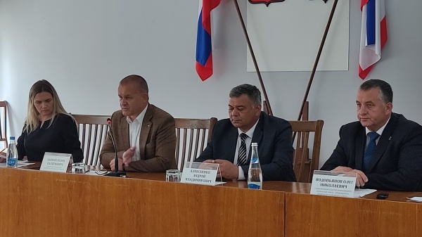 В Ленинском районе состоялось предуборочное совещание