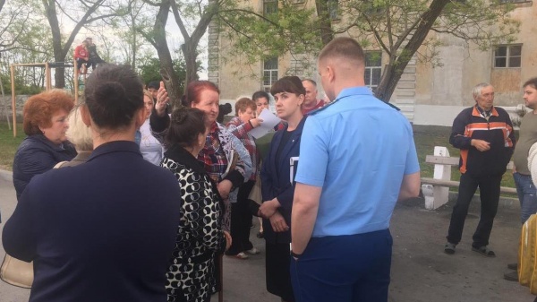 Екатерина Юровских провела рабочую встречу с жителями Багеровского сельского поселения