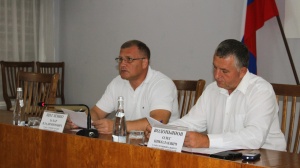 Захар Щегленко и Олег Водопьянов провели еженедельное аппаратное совещание