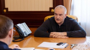 Аксенов пригрозил выговорами главам всех муниципалитетов Крыма