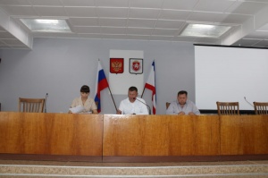 Игорь Крутьков провёл заседание Единой Межведомственной рабочей группы Ленинского района по вопросам поступления налогов, сборов, имущественных платежей и трудового законодательства