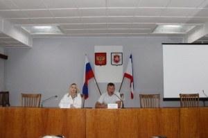 Игорь Крутьков провел еженедельное аппаратное совещание