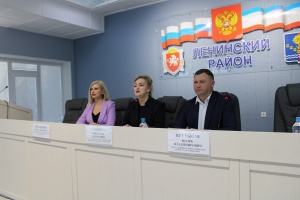 Виктория Заботина провела 27‑ю сессию Ленинского районного совета