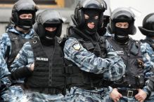 Чем вооружены спецподразделения милиции?