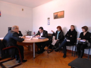 В Администрации Ленинского района проведён круглый стол с руководителями предприятий – перевозчиков