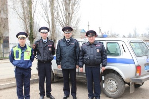 Сотрудники ленинского ГИБДД провели акцию «Авто-леди»