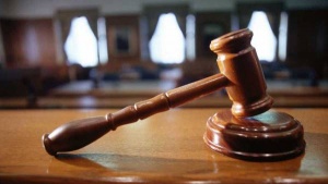 Прокуратура Ленинского района направила в суд уголовное дело о хищении средств, выделенных на ремонт кровли школы в с. Калиновка