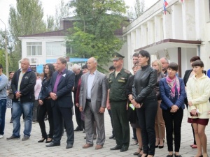 В Ленинском районе состоялся торжественный митинг, посвященный Дню Государственного герба и Государственного флага Республики Крым