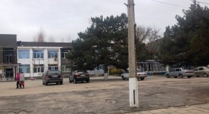 Центровая парковка в пгт Ленино