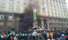 "Свобода" призывает митингующих сжигать автобусы «Беркута»