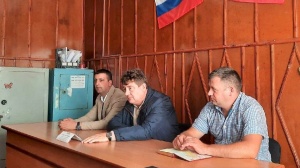 Председатель Государственного комитета по делам межнациональных отношений Республики Крым Айдер Типпа посетил Ленинский район с рабочим визитом