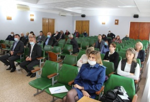 Глава муниципального образования – Председатель Ленинского районного совета Олег Водопьянов провел внеочередную 30 сессию Ленинского районного совета 2-го созыва