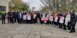 ​Госавтоинспекция Ленинского района призывает школьников воздержаться от управления транспортными средствами