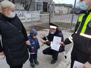 ​Госавтоинспекция Ленинского района продолжает проведение комплекса мероприятий «Пешеход. Пешеходный переход!»