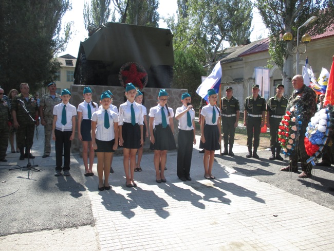 Митинг, посвященный открытию Памятного знака воинам интернационалистам в пгт Ленино