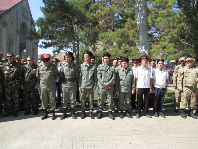 Митинг, посвященный открытию Памятного знака воинам интернационалистам в пгт Ленино