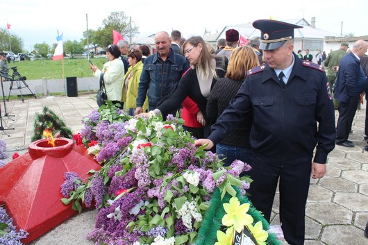 В Ленинском районе с воинскими почестями перезахоронили останки 82-х бойцов и командиров Красной Армии