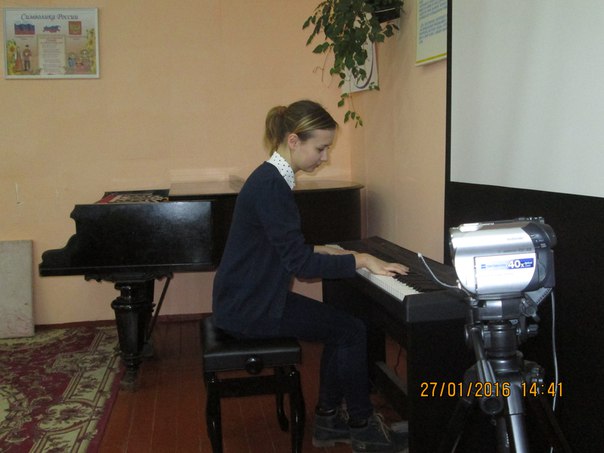 В Детской школе искусств Щёлкино прошла лекция-концерт «Венские классики».