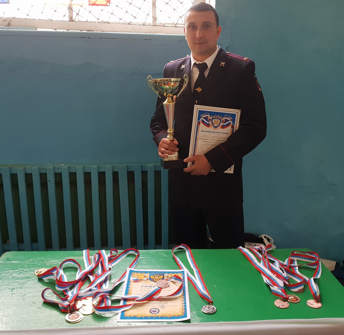 В Ленинском районе полицейские организовали турнир по рукопашному бою среди юных спортсменов 