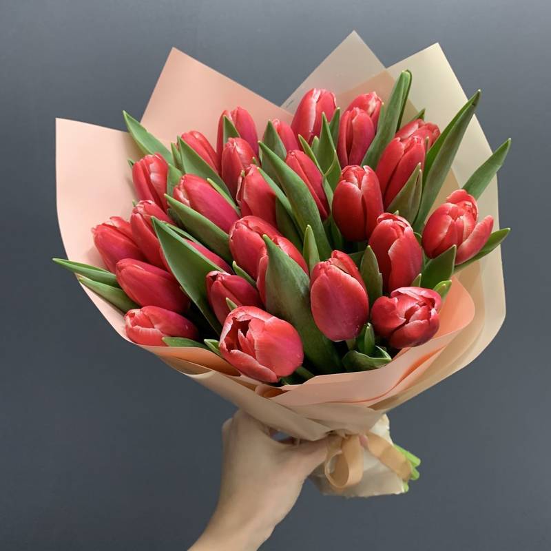 Умение правильно дарить цветы