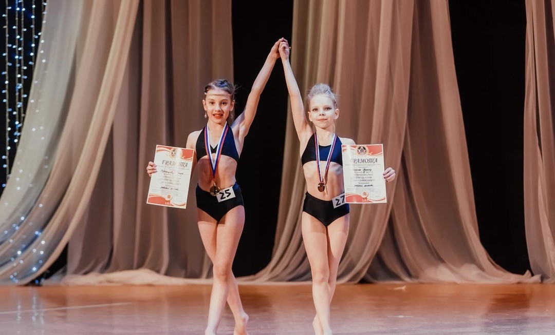 Команда Ленинского района по фитнесу и бодибилдингу успешно выступила на Кубке Республики Крым