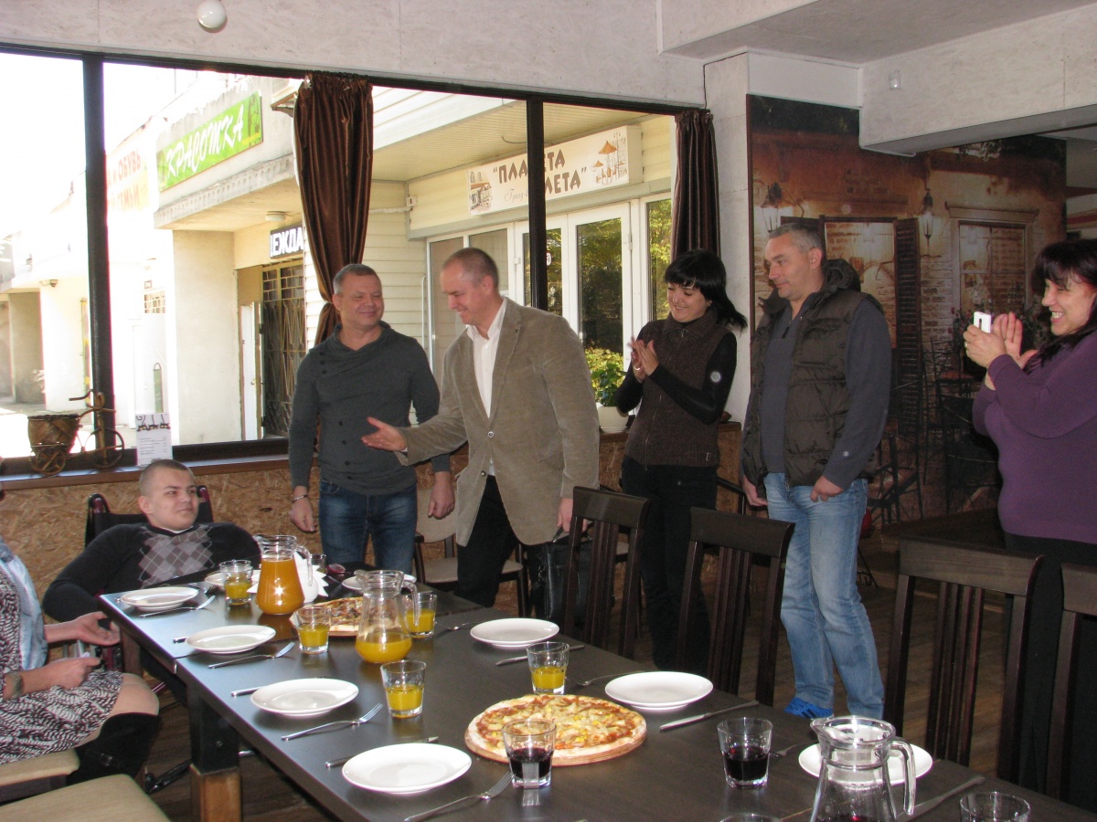 Первые итоги акции "Поможем Антошке"