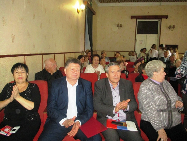 В Ленинском районе состоялся вечер-встреча, посвященный международному Дню пожилого человека «Белой стаей годы пролетели, но душа как прежде молода»