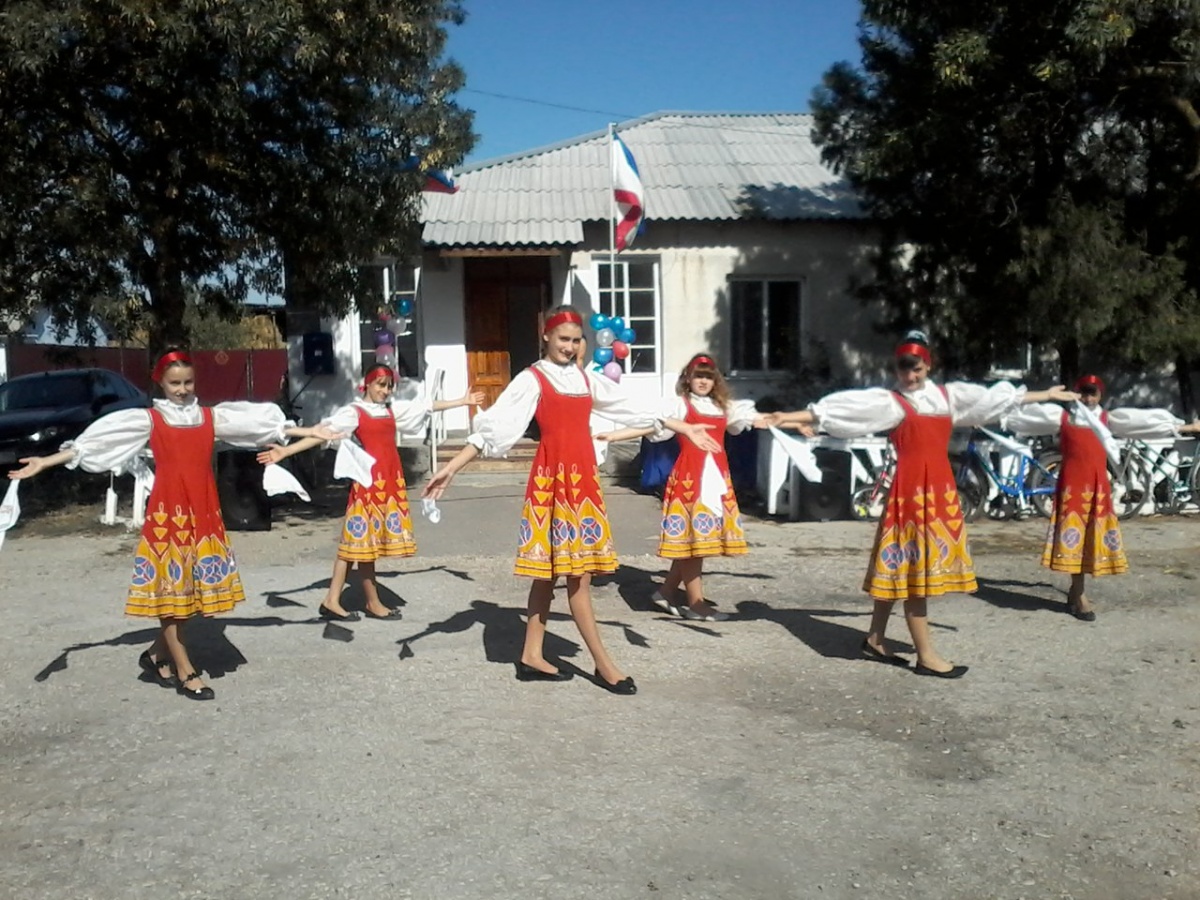 Концерт ко Дню пожилого человека в Батальном