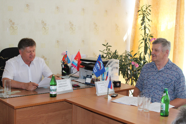 Александр Мачусский провел выездное совещание в Заветненском сельском поселении