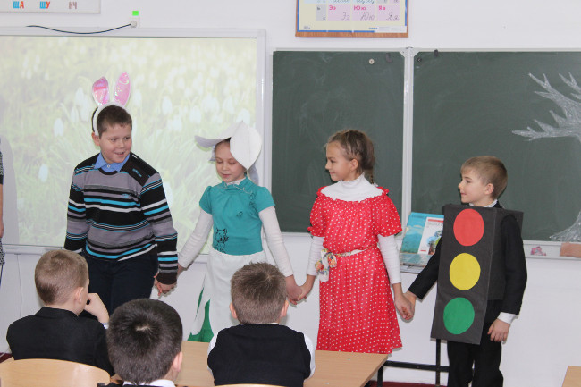 В МБОУ Новониколаевская СОШ Ленинского района проведен классный час, посвященный Году экологии