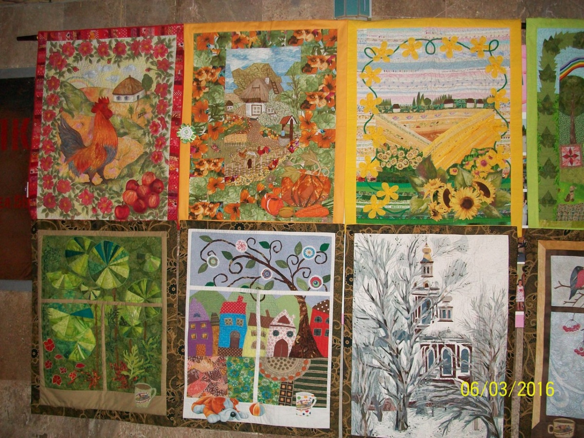 С 6 по 8 марта в ДК "Арабат"проходит вставка студии лоскутного шитья "Южная палитра", г.Краснодар.