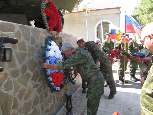 Митинг, посвященный открытию Памятного знака воинам интернационалистам в пгт Ленино