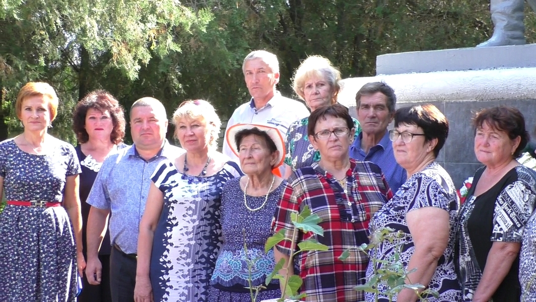 Делегация Славянского района Краснодарского края почтила память погибшего земляка при обороне станции Семь Колодезей