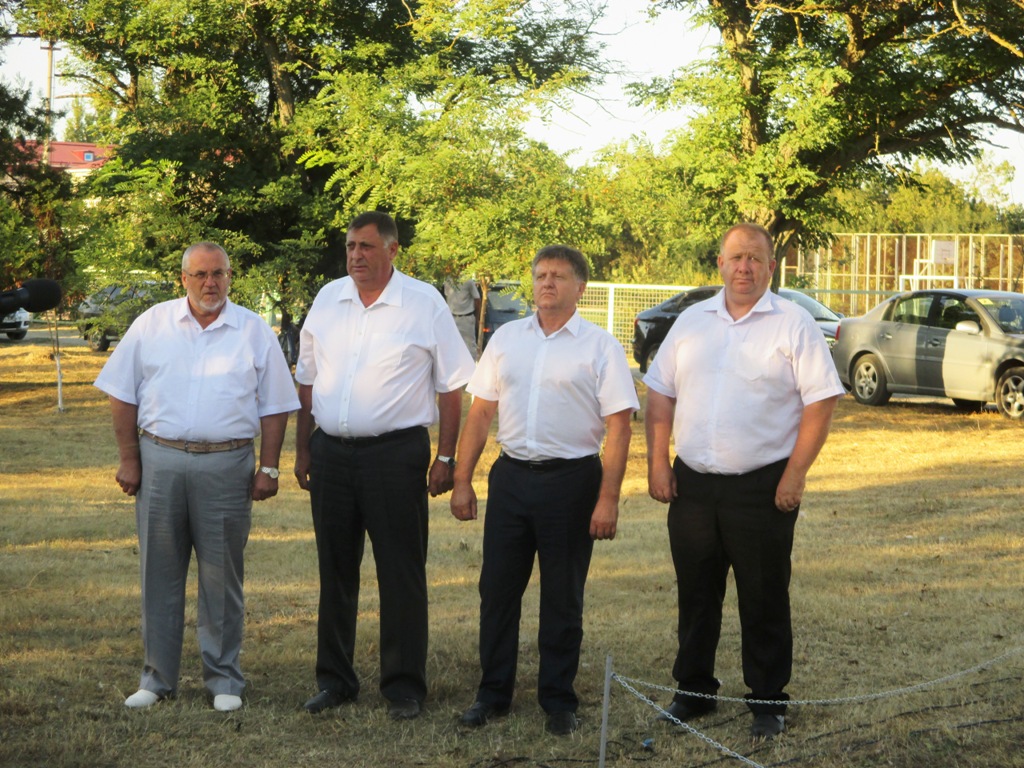 Александр Мачусский принял участие в церемонии закладки первого камня и освещения креста под строительство Храма Иоанна Кронштадского