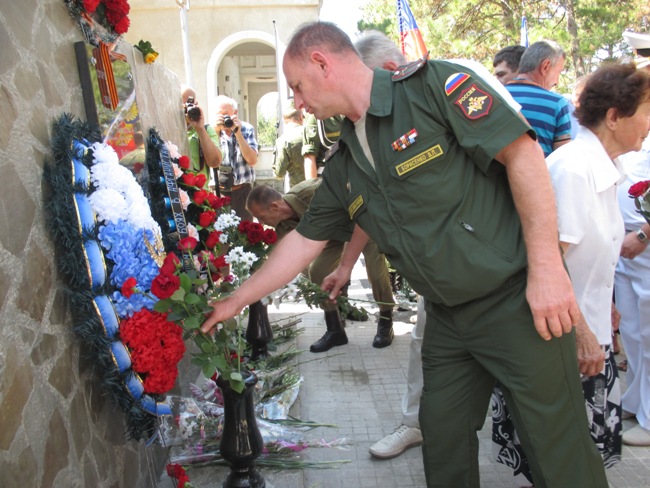 Митинг, посвященный открытию Памятного знака воинам интернационалистам в пгт Ленино