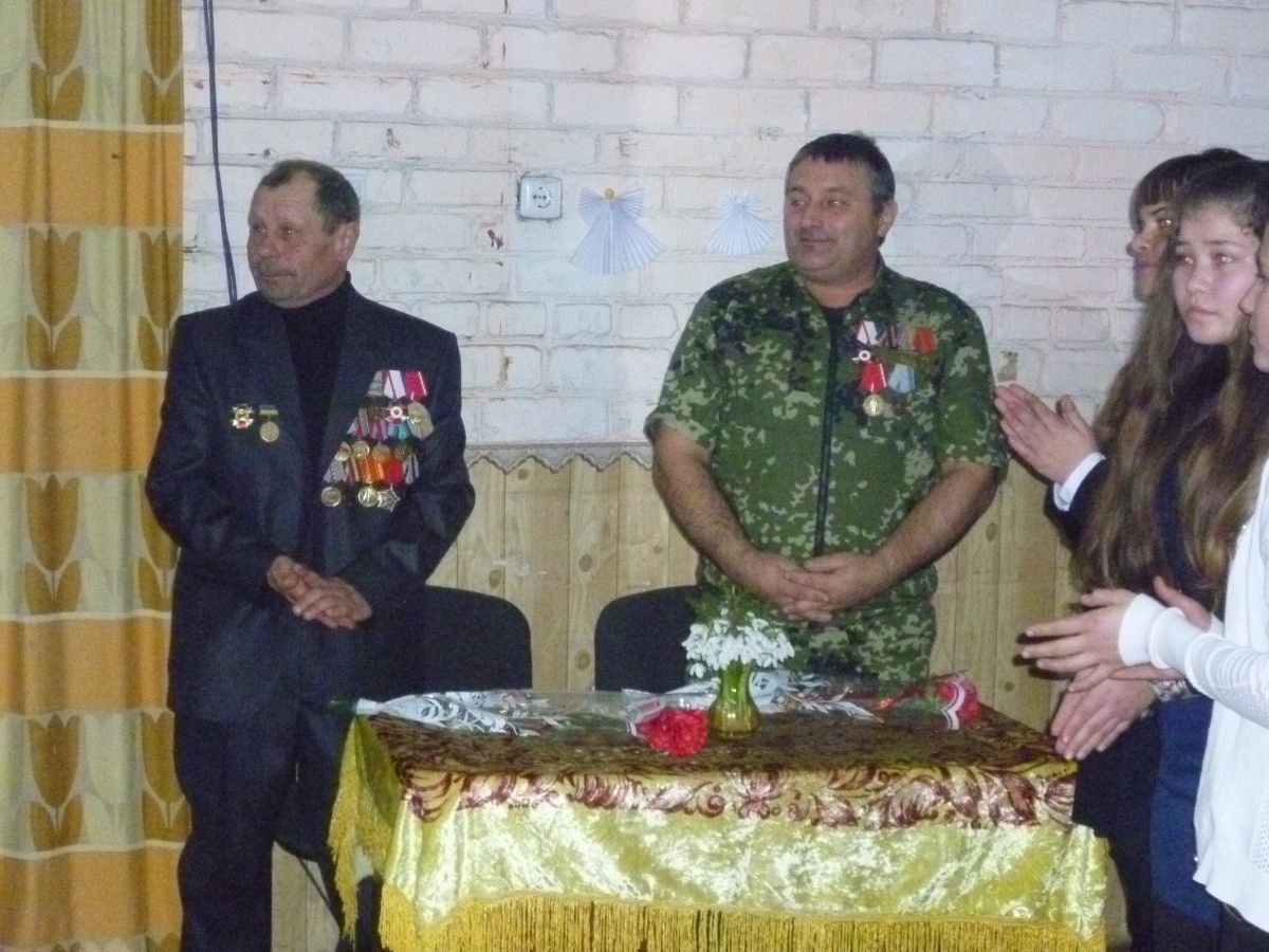 12 февраля в 14 часов Семисотский СДК и сельская библиотека провели музыкальный видео час мужества для молодёжи &amp;quot;Афганистан болит в душе моей&amp;quot;