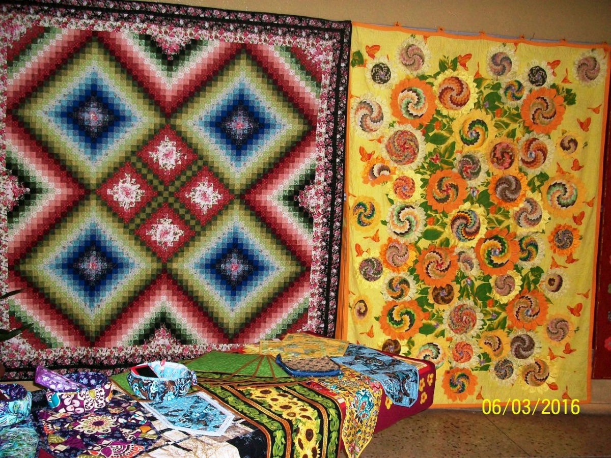 С 6 по 8 марта в ДК "Арабат"проходит вставка студии лоскутного шитья "Южная палитра", г.Краснодар