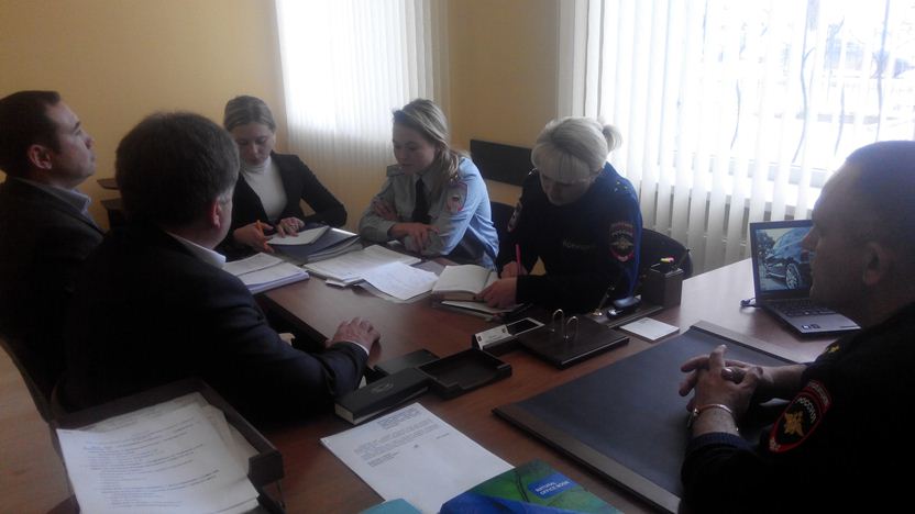 Сотрудники полиции и представители администрации Ленинского района обсудили мероприятия по профилактике детской преступности