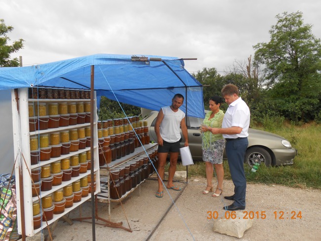 Глава администрации побывал на стихийных рынках  Ленинского района