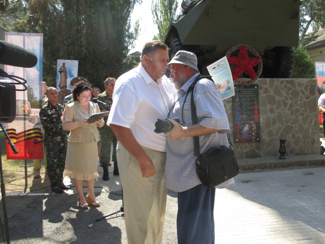 Митинг, посвященный открытию Памятного знака воинам интернационалистам в пгт Ленино