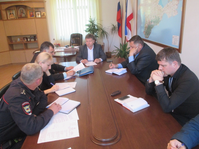 Александр Мачусский провел заседание антитеррористической комиссии